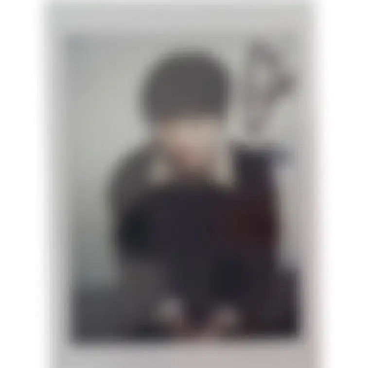 [BUNJANG] SF9 Inseong Autographed Photo / SF9인성 싸인폴라
