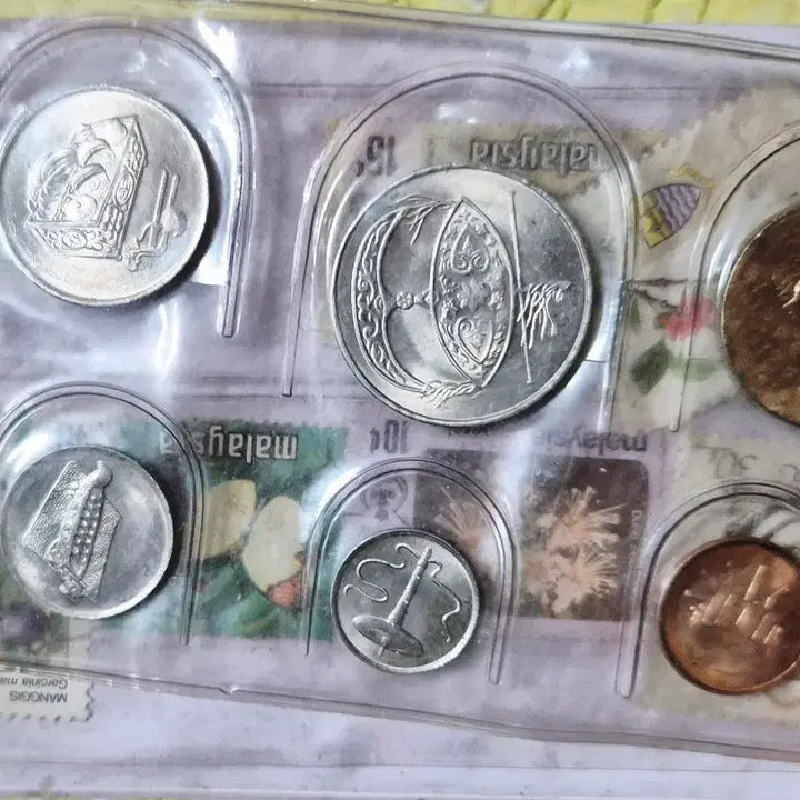 [BUNJANG] Malaysia Singapore Commemorative Coin and Stamp Set / 말레이시아 싱가포르 기념 주화 세트