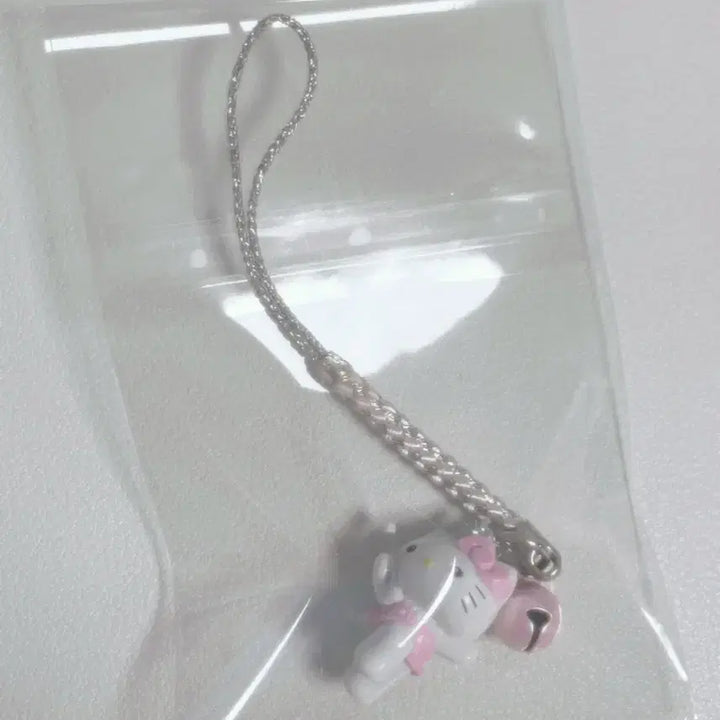 [BUNJANG] Sanrio Hello Kitty Strap Charm / 산리오 키티스트랩 킽스 헬로키티 키링