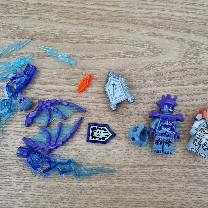 [BUNJANG] LEGO Nexo Knights 70359 Lance vs. Lightning / 레고 넥소나이츠 70359 랜스VS라이트닝