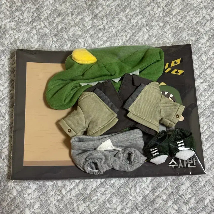 [BUNJANG] Pixelie Dinosaur Plush Toy Set / 픽셀리 공룡 봉제인형 인형옷 일괄 원가이하