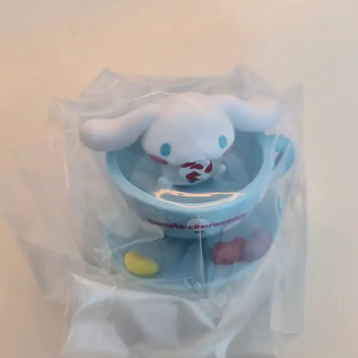 [BUNJANG] Sanrio Cinnamoroll Cup Figure (Sealed) / [미개봉] 산리오 가챠 > 시나모롤 컵 피규어