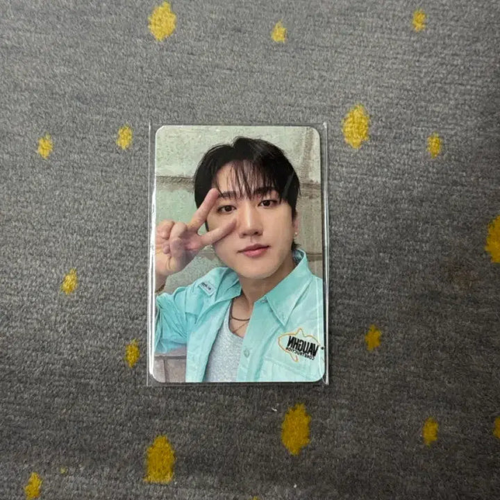[BUNJANG] Stray Kids Changbin This &amp; That 2nd Week Live Broadcast Pre-recording Photocard / 스키즈 창빈 2주차 공방 사녹 포카 디스앤댓 this that