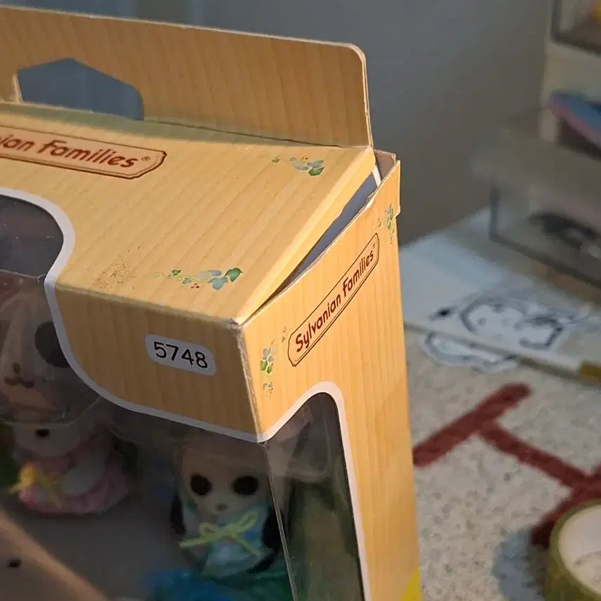 [BUNJANG] Sylvanian Families Rainy Day Raincoat Set / 실바니안 단짝 친구들 비오는날 우비 레인코트