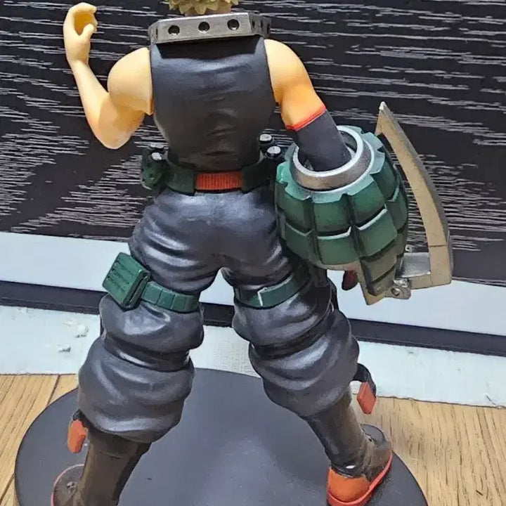 [BUNJANG] Katsuki Bakugo Figure / 바쿠고 피규어