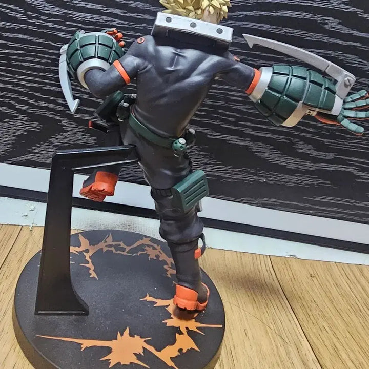 [BUNJANG] My Hero Academia Katsuki Bakugo Figure / 나의 히어로 아카데미아 바쿠고 피규어