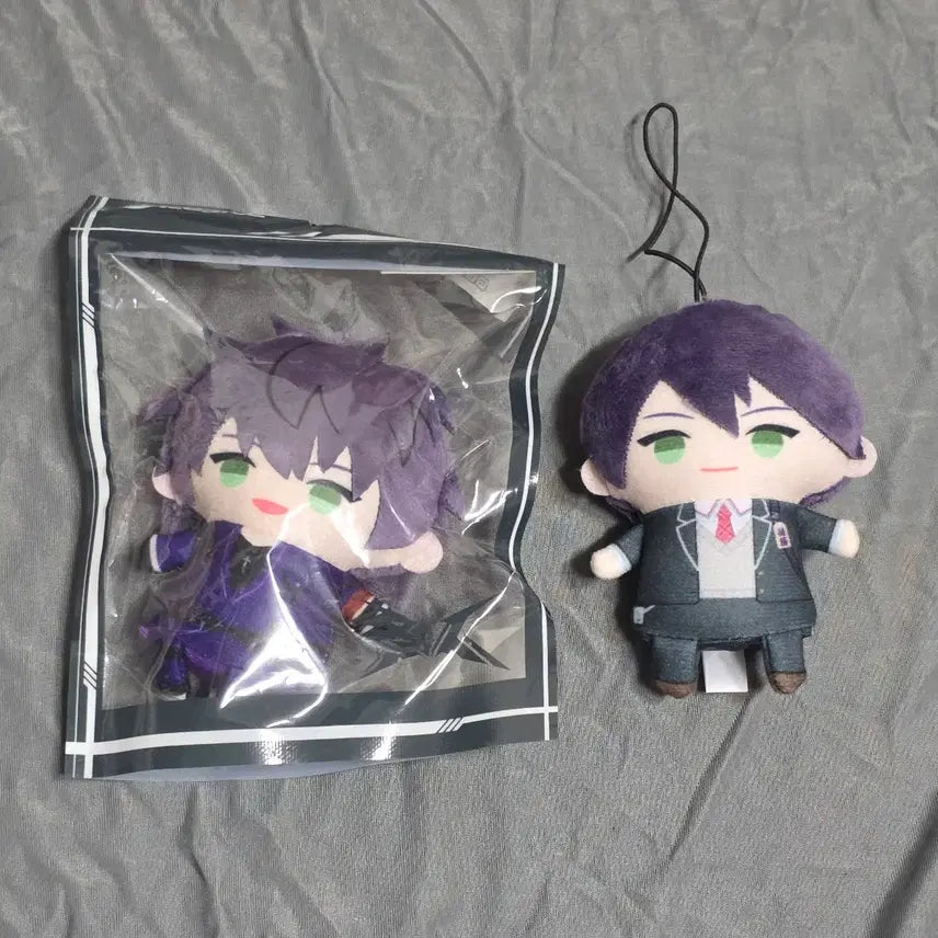 [BUNJANG] NIJISANJI Kenmochi Touya Pop-up Store Acrylic Charm &amp; Omamori Bundle Set / 니지산지 켄모치 토우야 파페, 아크릴, 오마모리 일괄