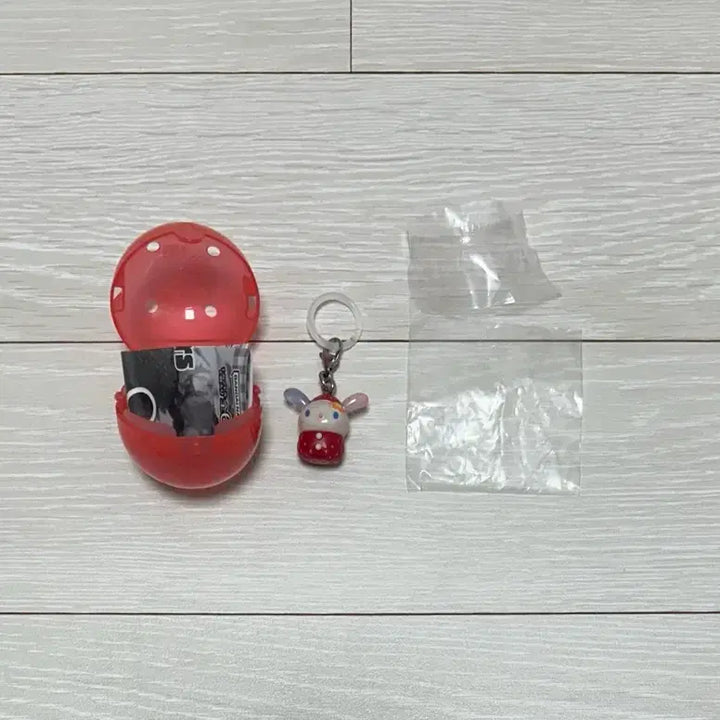 [BUNJANG] Usahana Strawberry Marker Gacha / 우사하나 딸기 메지루시 가챠