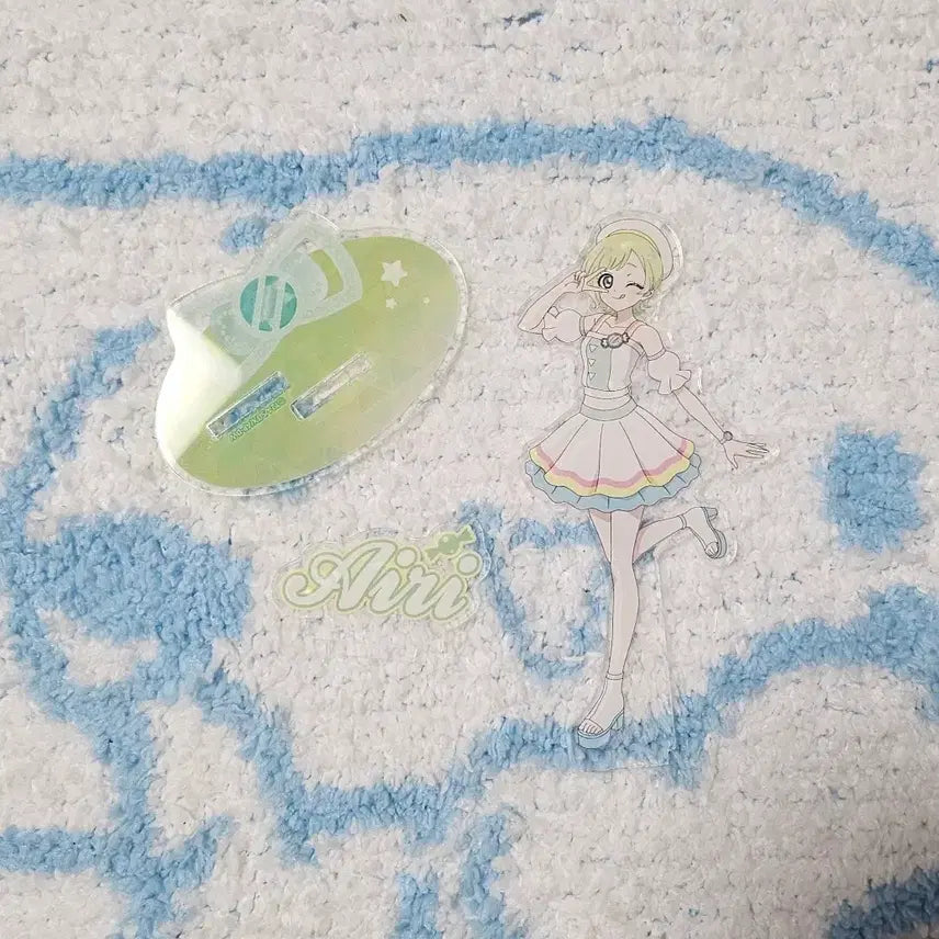 [BUNJANG] AIFREE Ailee Goods Bundle (Keychain, Photocard, Acrylic Stand) / (상태 최상)아이프리 아이리 굿즈(아이리 키링&amp;아이리 포토 카드&amp;아이리 아크릴 스탠드)