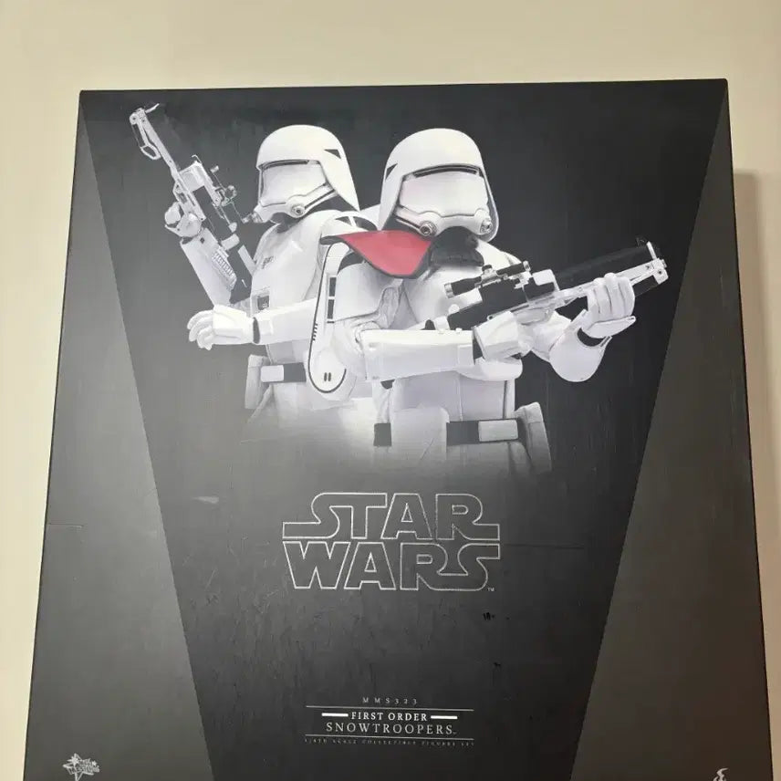[BUNJANG] Hot Toys Star Wars First Order Snowtrooper (Standard &amp; Special Forces) Action Figure Set / 핫토이 스타워즈 퍼스트오더 스노우트루퍼 합본