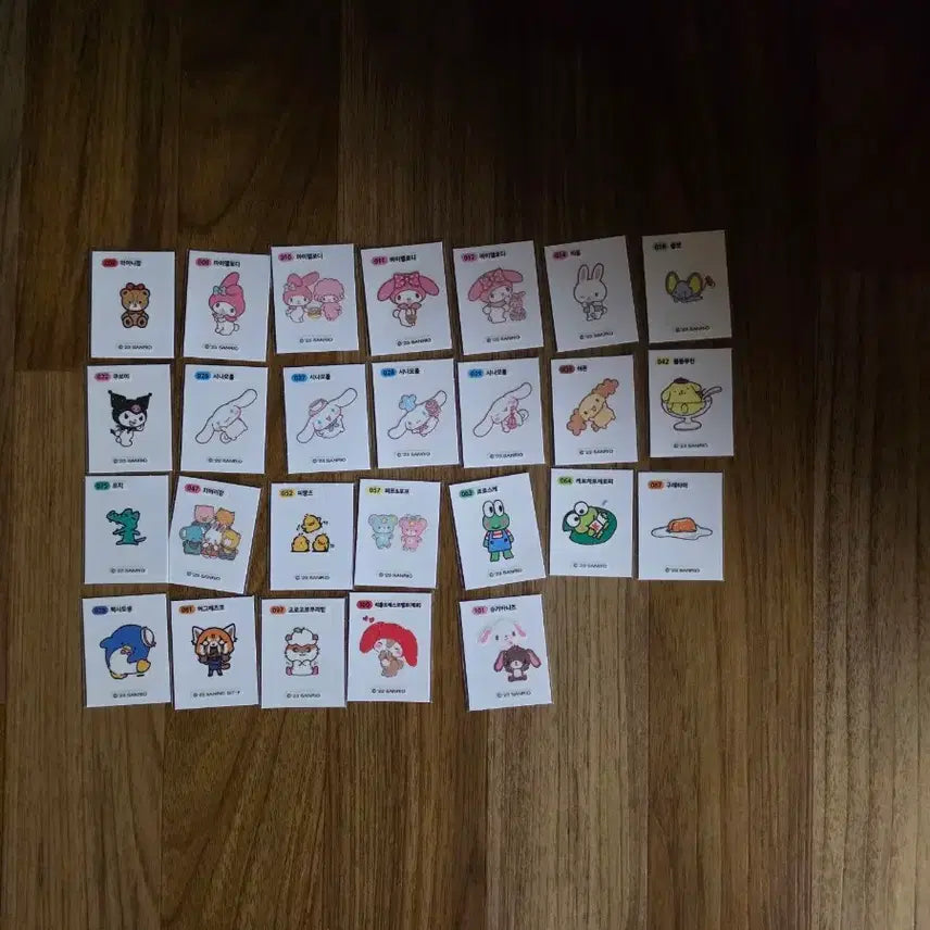 [BUNJANG] Sanrio Sticker Bundle (95 Stickers Total) / 산리오 띠부씰 일반씰 79장 반짝이씰 26장 전부 일괄판매합니다