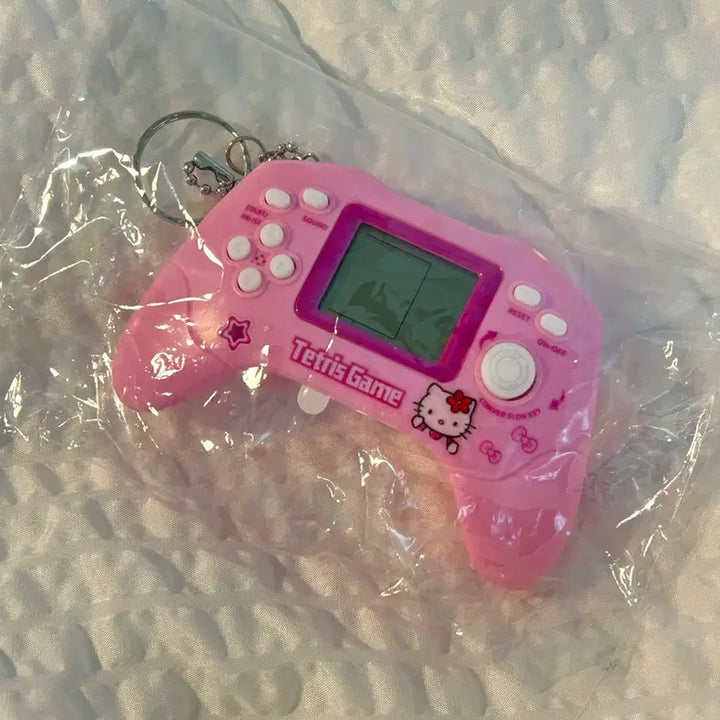 [BUNJANG] Hello Kitty Tetris Game Keychain / 새상품) 헬로키티 테트리스 게임 키링