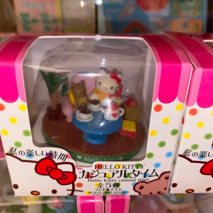 [BUNJANG] Sanrio Hello Kitty Japanese Retro Casual Time Doll Figure / 일본 고전풍 캐쥬얼타임 키티 캐주얼타임 인형 피규어