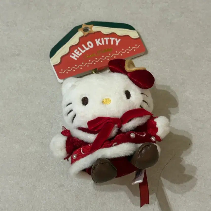 [BUNJANG] Sanrio Hello Kitty Christmas Popup Limited Edition Keychain Doll / 산리오 헬로키티 크리스마스 팝업 한정판 키링 인형