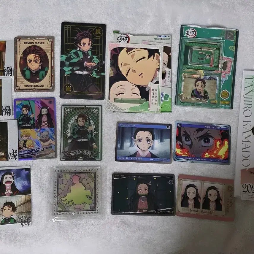 [BUNJANG] Demon Slayer Tanjiro &amp; Nezuko Merchandise Bundle / [반택포 2.0] 탄지로 네즈코 굿즈 일괄 판매