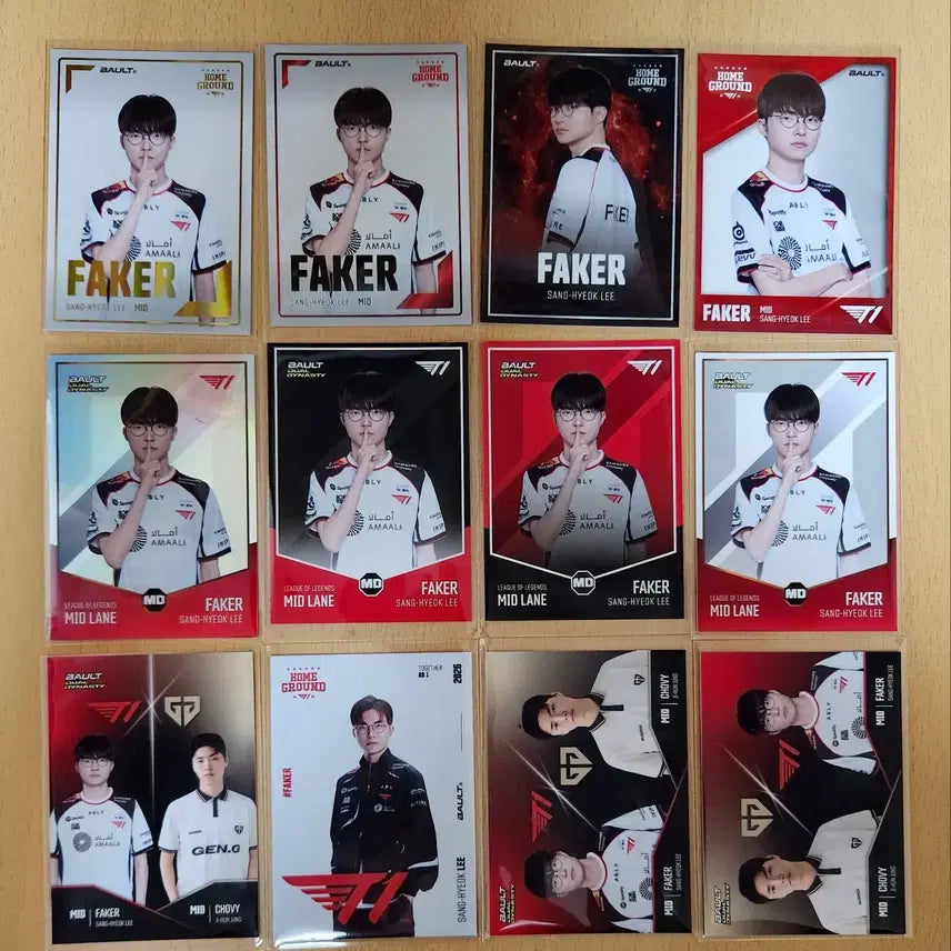 [BUNJANG] T1 Faker Homeground Bault Trading Card Bundle Set (12 Cards) / faker 페이커 T1 홈그라운드 카드 bault trading card 12장 일괄