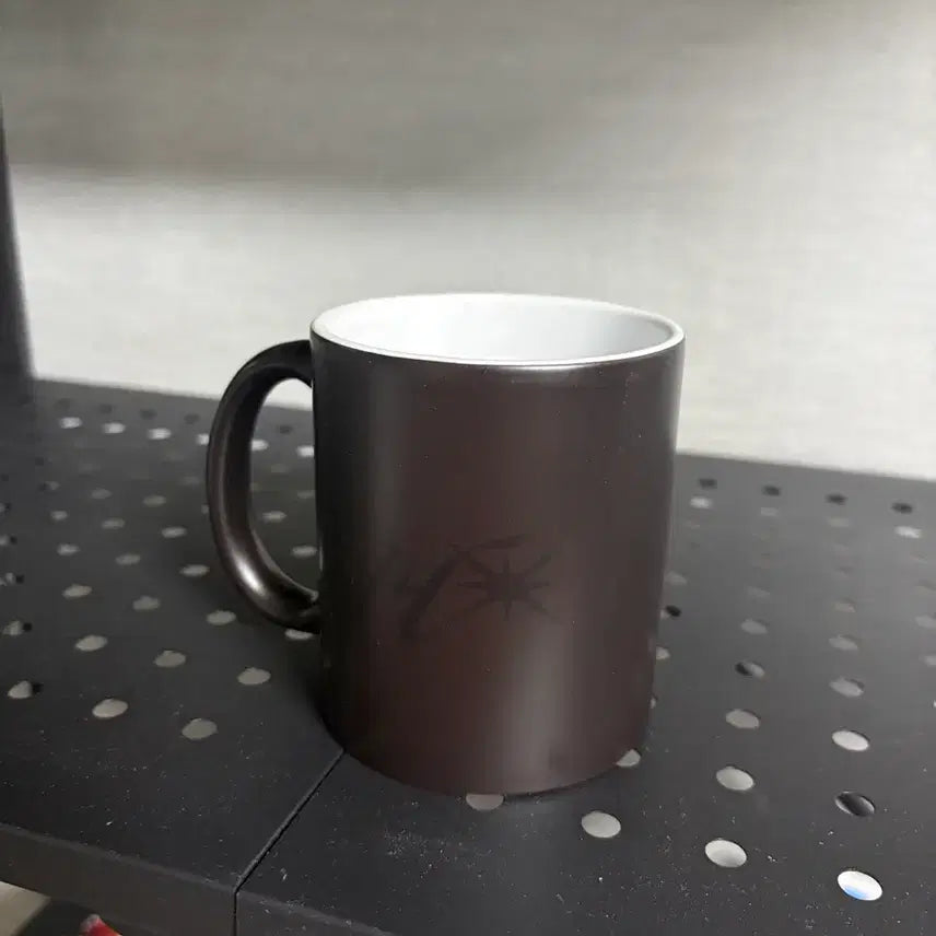 [BUNJANG] Hebi Mug Cup / Hebi 머그컵