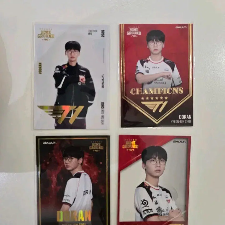 [BUNJANG] T1 Doran Bault Trading Card Rare Set (Includes Champions Card) / T1 티원 도란 볼트 트레이딩 카드 레어 4종 팝니다! (챔피언스 포함)