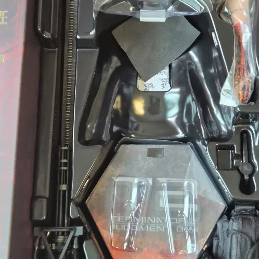 [BUNJANG] Hot Toys MMS795 Terminator 2.0 Unused Parts Set / 핫토이 mms795 터미네이터 2.0 미사용 루즈