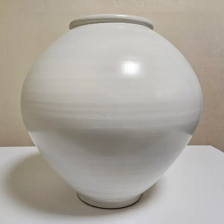 [BUNJANG] Large Matte Moon Jar (40cm) / 무광 대형 달항아리 2번  (40cm)