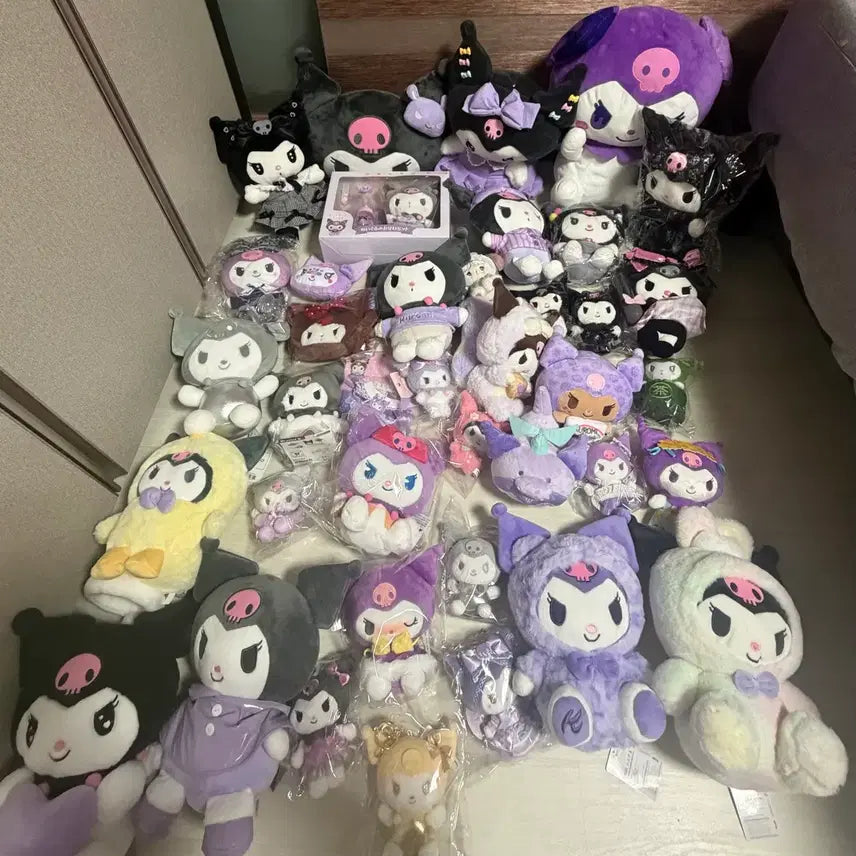 [BUNJANG] Kuromi Plush / 쿠로미 인형