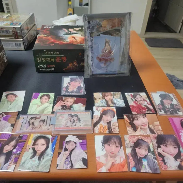 [BUNJANG] Qsto Emiru Goods Bundle Set / 큐스토 에미루 관련물품 일괄처분합니다