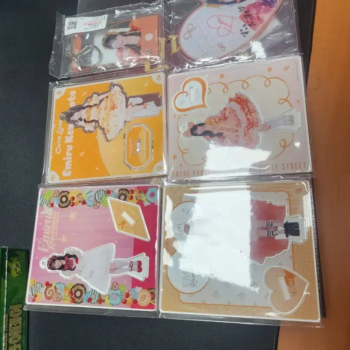 [BUNJANG] Qsto Emiru Goods Bundle Set / 큐스토 에미루 관련물품 일괄처분합니다