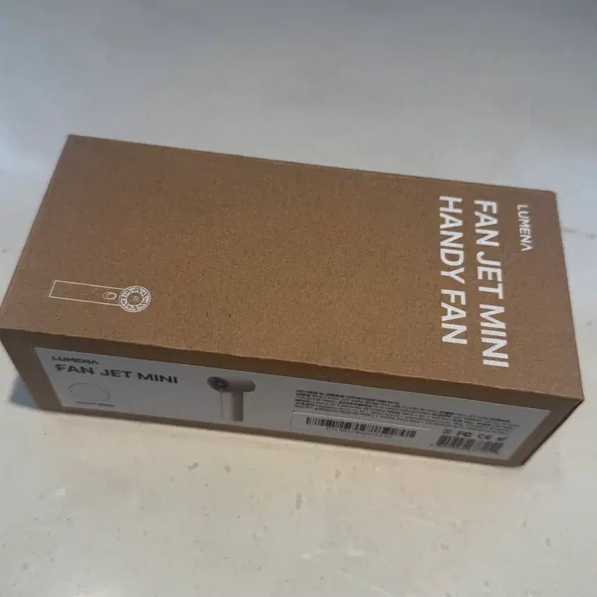 [BUNJANG] Stray Kids Fan Meeting Lumena Handheld Fan Cream Color (Sealed) / 스키즈 사녹 역조공 선풍기 손풍기 루메나 크림색 미개봉
