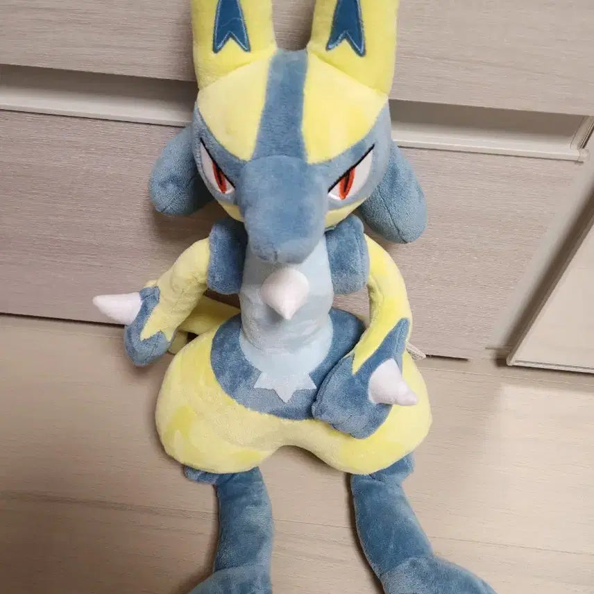 [BUNJANG] Irochi Lucario Plush Doll (50cm) / 50cm 이로치 루카리오 인형 메챠모후굿토 포켓몬스터