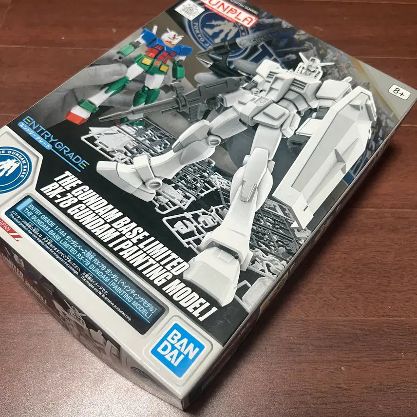 [BUNJANG] Bandai Limited Edition EG First Gundam Painting Model / 반다이 한정판 EG 퍼스트 건담 페인팅 모델