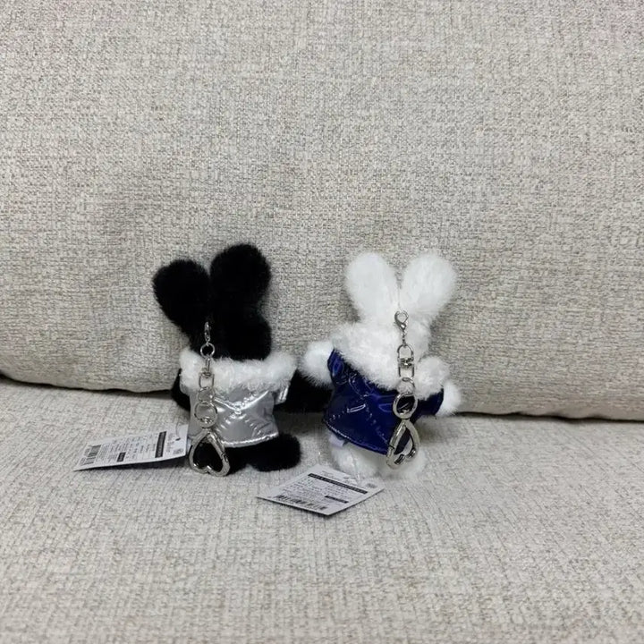 [BUNJANG] Reboni Winter 8cm Keychain Doll / 정품 레보니 겨울 8cm 키링 인형