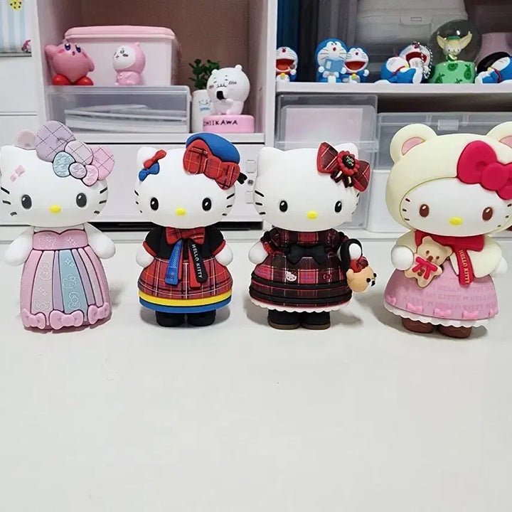 [BUNJANG] Hello Kitty Figure 4-Set (New) / (새상품)헬로키티 피규어 4종 세트