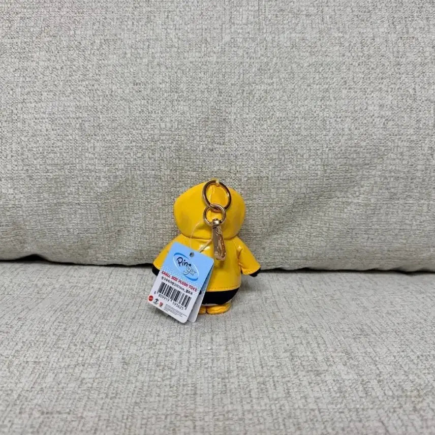 [BUNJANG] Pingu Yellow Raincoat Bag Charm 10cm Keyring Plush / 정품 핑구 노란 우비 가방고리 10cm 키링 인형