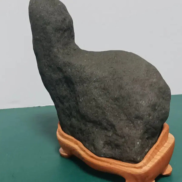 [BUNJANG] Natural Water-Formed Scholar Rock (Suiseki) with Wooden Stand / 수석(물형석)