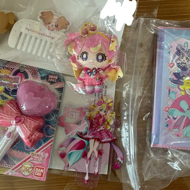 [BUNJANG] Wonderful Pretty Cure Cure Idol Komugi Acrylic Plush, Comb, Notebook Toy Set / 일괄)너랑 아이돌 프리큐어 원더풀 프리큐어 큐어 아이돌 코무기 아크릴 누이 빗 수첩 완구
