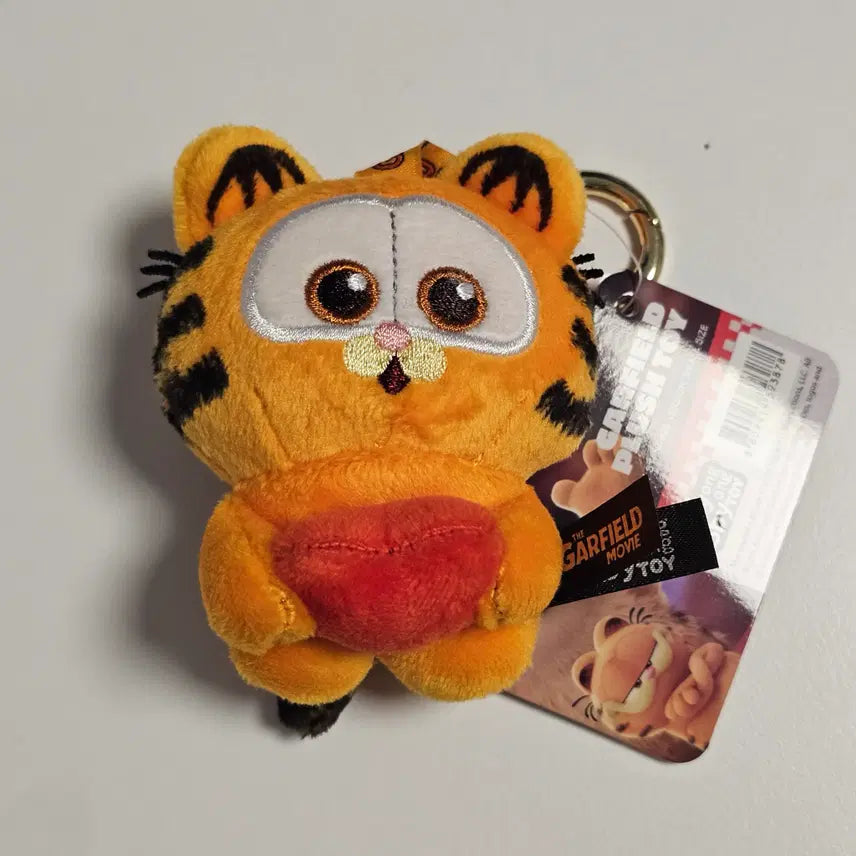 [BUNJANG] Garfield the Movie Baby Heart Plush Keychain / [인뽑] 가필드 더 무비 베이비 하트 인형 키링 판매합니다.