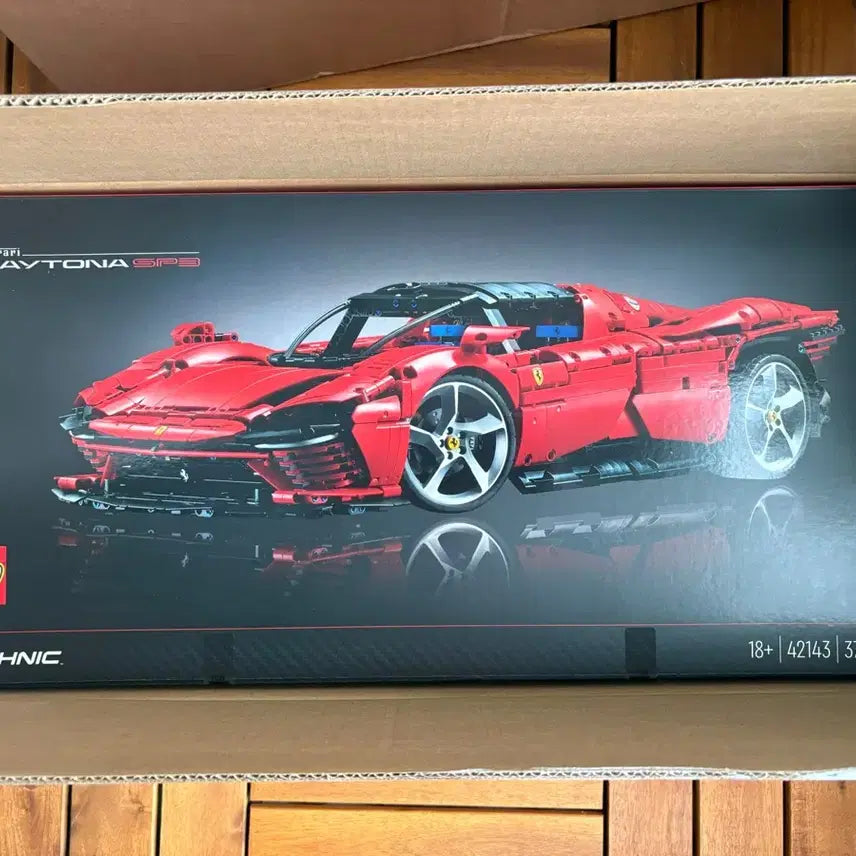 [BUNJANG] LEGO Technic Ferrari Daytona SP3 (42143) Sealed / 레고 테크닉 페라리 데이토나 42143 미개봉 카톤