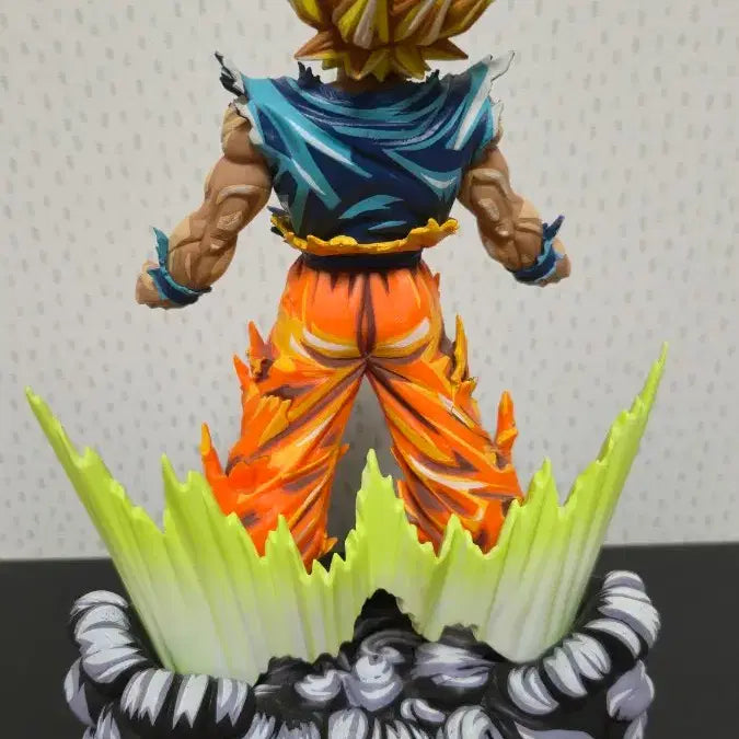[BUNJANG] Dragon Ball Z: Frieza Saga - Super Master Stars Piece Son Goku Manga Dimensions Figure / 드래곤볼Z 파이터즈 smsd 손오공 망가디멘션 피규어