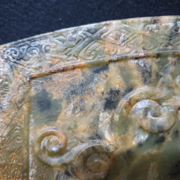 [BUNJANG] Hwajjeonok Yongwang Celadon Jade Plate / (수원만물)화전옥 용왕모습의 고옥 옥판