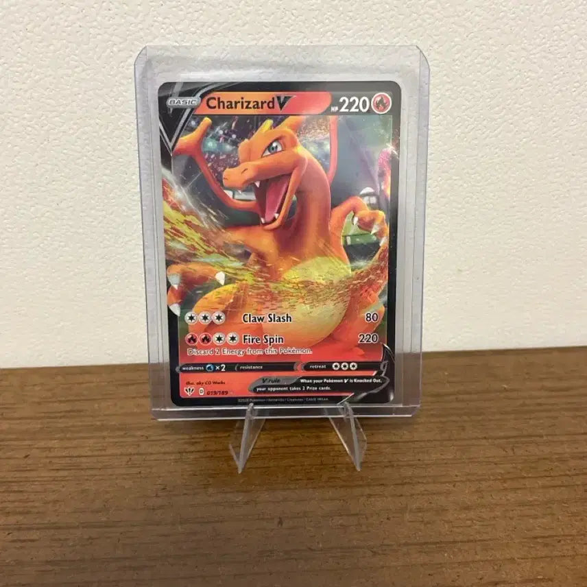 [BUNJANG] Pokemon Card North American Edition Charizard V / 포켓몬카드 북미판 리자몽V