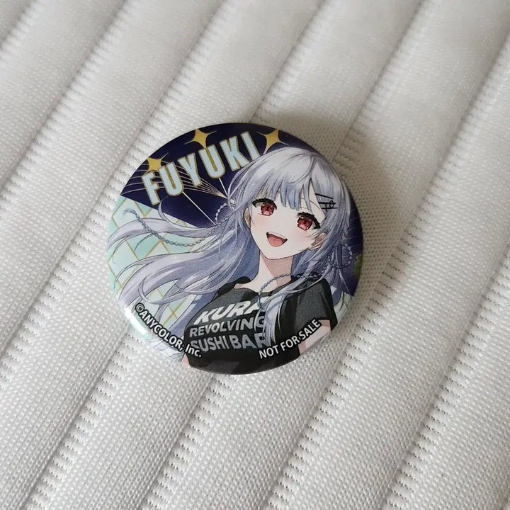 [BUNJANG] Nijisanji Hakase Fuyuki Kurazushi Collaboration Can Badge / 니지산지 하카세 후유키 쿠라스시 콜라보 캔뱃지