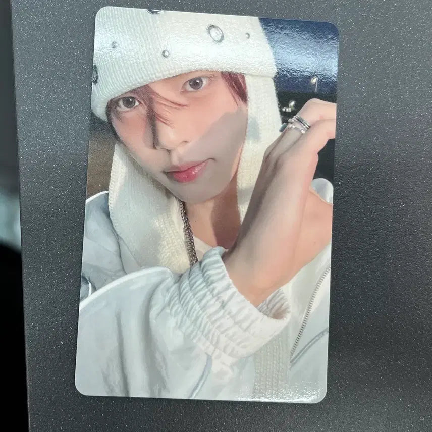 [BUNJANG] AND2BLE Shibuya Tower Records Yujin Photocard / 앤더블 시부야 타워레코드 한유진 특전 포카 양도합니다!