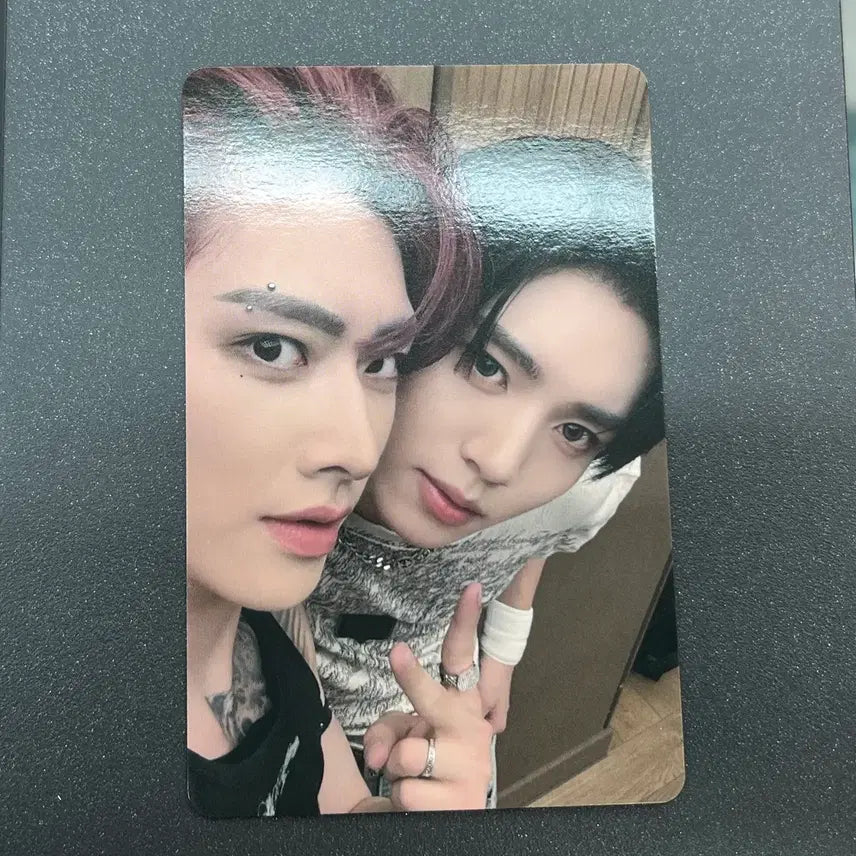 [BUNJANG] AND2BLE Shibuya Tower Records Riki Yujin Unit Photocard / 앤더블 시부야 타워레코드 리키 한유진 유닛 포카 양도