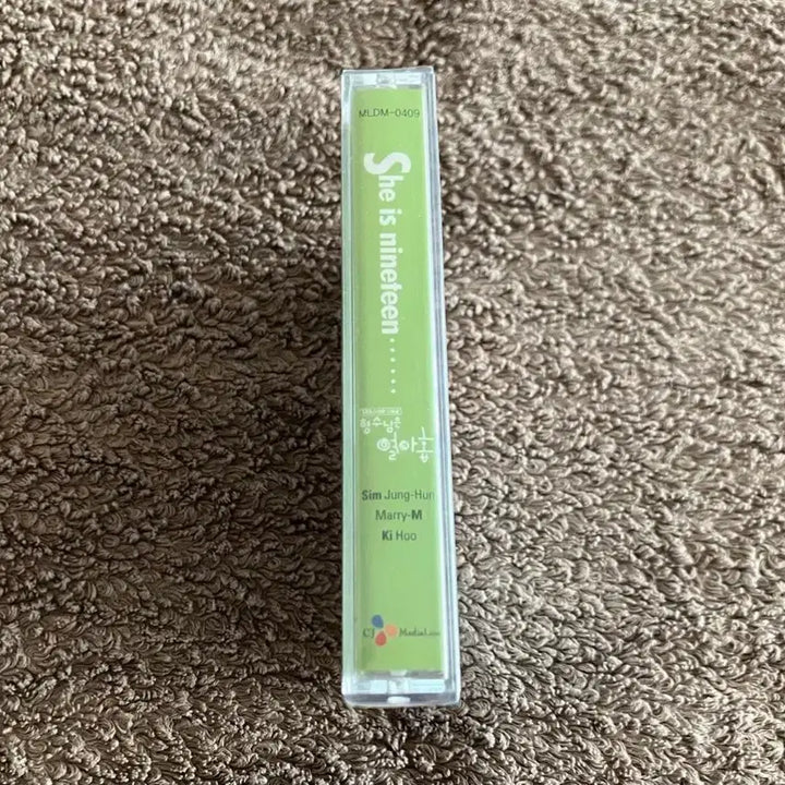 [BUNJANG] Various Artists "19 Years Old" OST Cassette Tape (Unsealed) / 배우 고 정다빈 GOD 지오디 윤계상 김재원 김민희 주연의 00대 드라마 형수님은 열아홉 OST 드라마음악 미개봉 카세트테이프