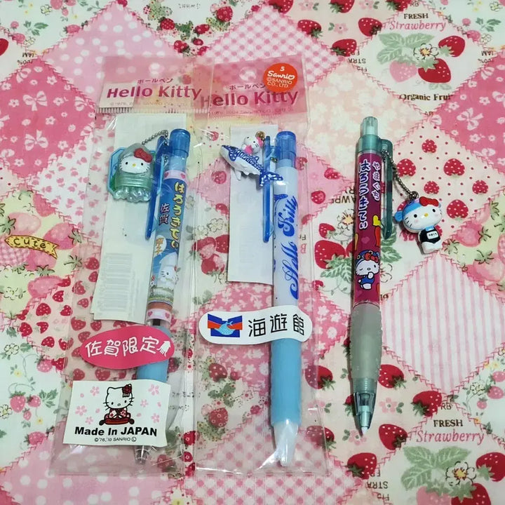 [BUNJANG] Sanrio Hello Kitty Ballpoint Pen &amp; Mechanical Pencil Set (3-Piece Bundle) / 고전 키티 볼펜 샤프 스트랩 3개 일괄 (오징어 상어고래 야마구치수영복)