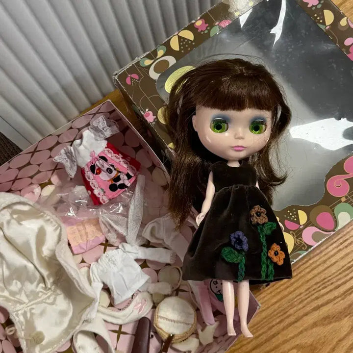 [BUNJANG] Blythe Velvet Minuet Doll / 브라이스 벨벳미뉴엣 브라이스 인형