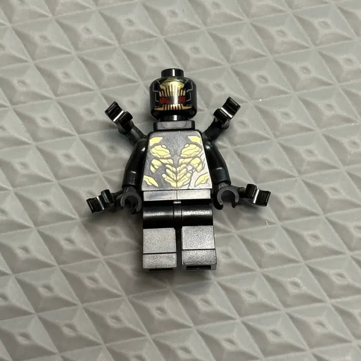 [BUNJANG] LEGO Marvel Outrider Minifigure / 레고 마블 아웃라이더 미니피규어
