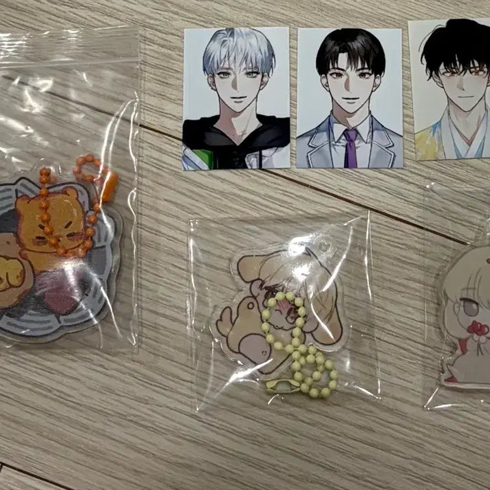 [BUNJANG] Demutj Big Moonon Bok-eo Big Moon Polaroid Sticker Mini Album Sticker Charm / 데못죽 큰문온 복어님 큰문 폴라 증명사진 키링