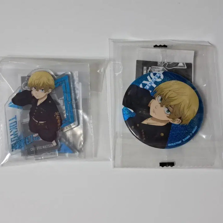 [BUNJANG] Tokyo Revengers Chifuyu Acrylic Stand &amp; Can Badge Bundle Set / 도쿄리벤저스 도리벤 치후유 아크릴스탠드 캔뱃지 굿즈 일괄
