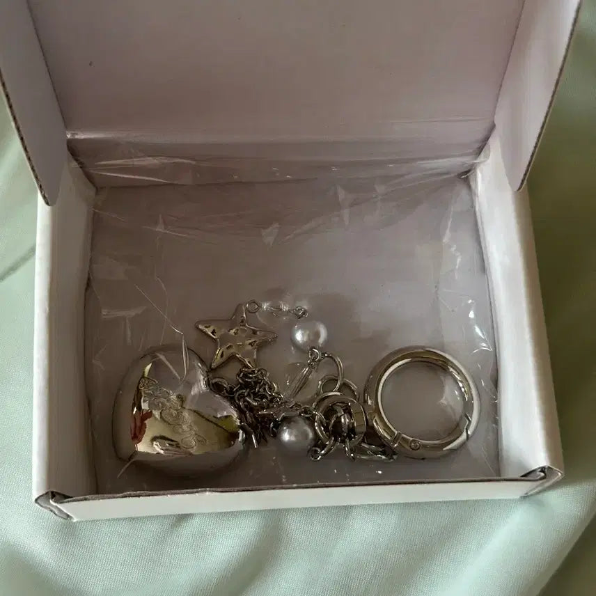 [BUNJANG] NCT WISH Sion Heart Pendant Keyring Steady MD / 엔시티위시 시온 하트팬던트 키링 steady md 스테디 엠디